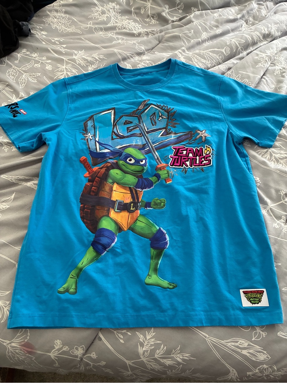 TMNT Mutant Mayhem Leonardo Leo T-Shirt - Defenders of NYC Blue Team Turtles L
